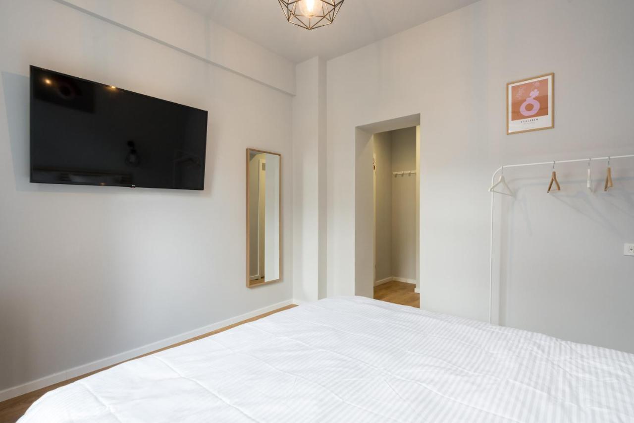 Cute Central Apartments In Villa Бухарест Экстерьер фото