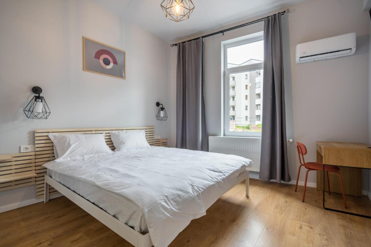 Cute Central Apartments In Villa Бухарест Экстерьер фото